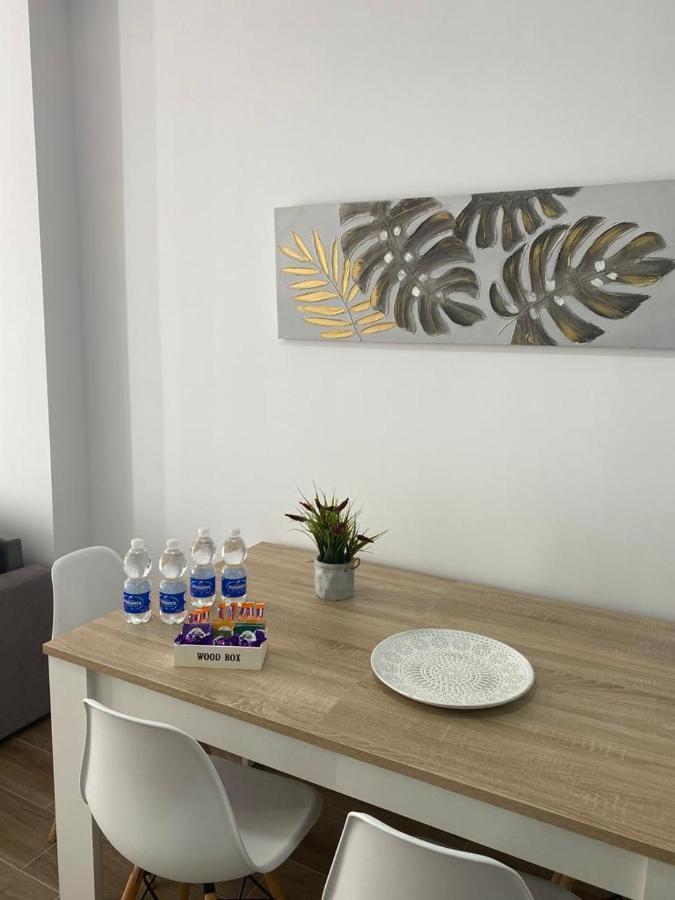 Apartamentos Marmoles Centro مالقة المظهر الخارجي الصورة