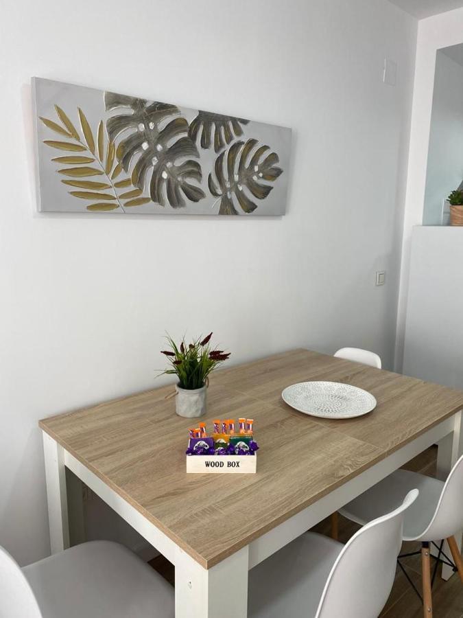 Apartamentos Marmoles Centro مالقة المظهر الخارجي الصورة